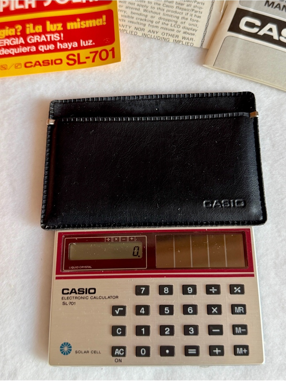 Vintage Casio SL-701 Solar Calculator w/ Box Case Manual slim, pocket size - Picture 2 of 8